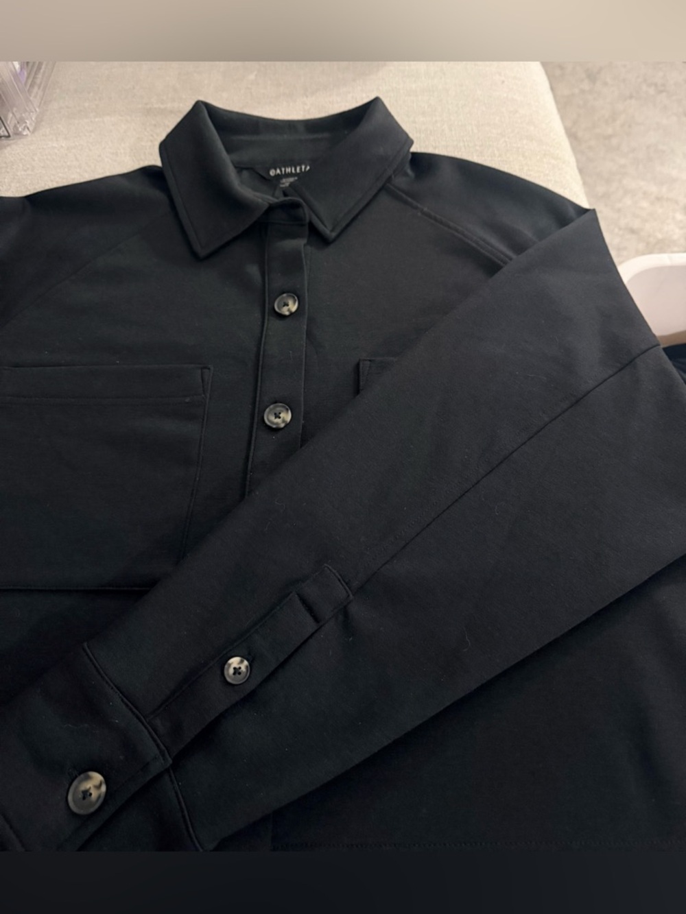 Athleta Allure Shirt Jacket
Womens Crop Long Sleeve Button Front - Picture 8 of 14